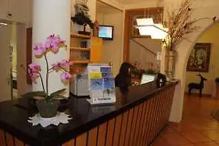 Regina Hotel